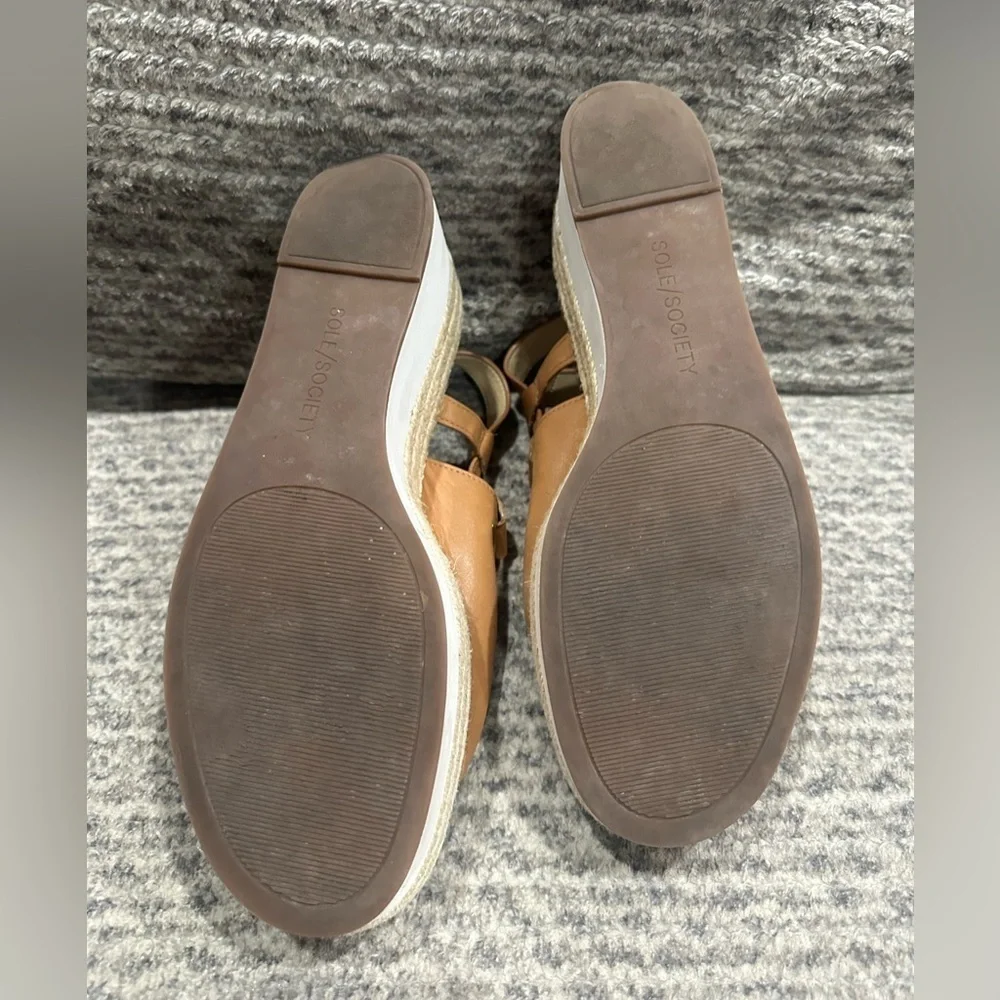 SOLE SOCIETY Ayelani Brown Espadrille Wedge